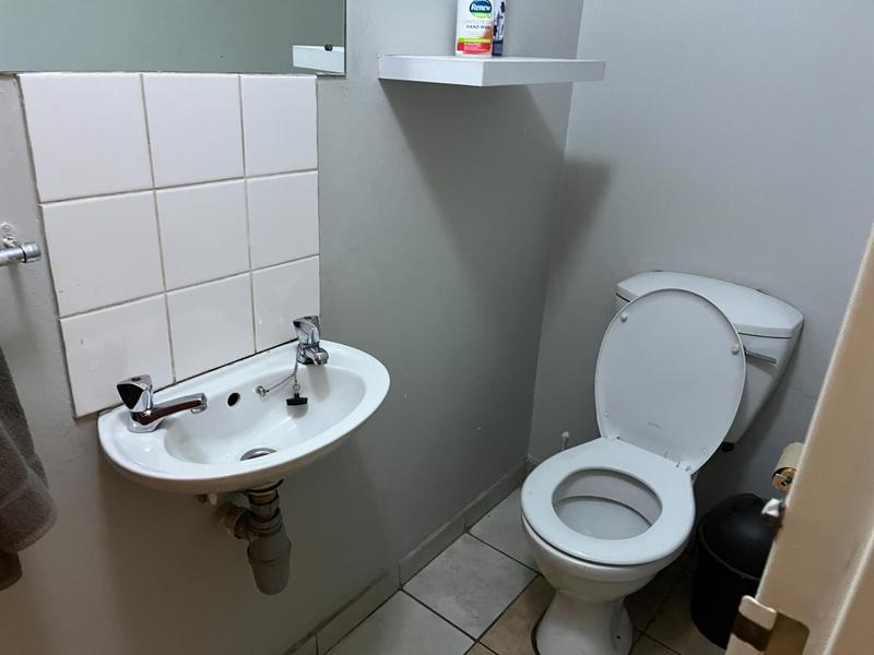 To Let Commercial Property for Rent in Montague Gardens Western Cape